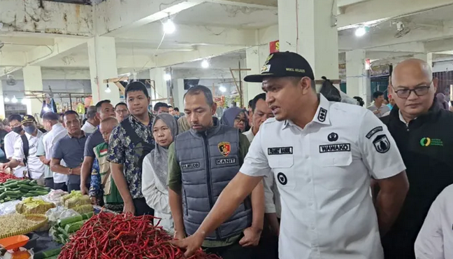 Sidak Pasar Kegiatan Pengawasan dan Pengendalaian Harga, Kemanan dan Mutu Pangan di Pasar Tradisional Modern (PTM) Kota Prabumulih